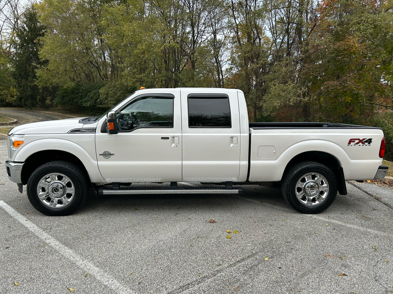 Ford F-250 SD Lariat Crew Cab 4WD 2012 Ford F-250 SD Lariat Crew Cab 4WD 2012