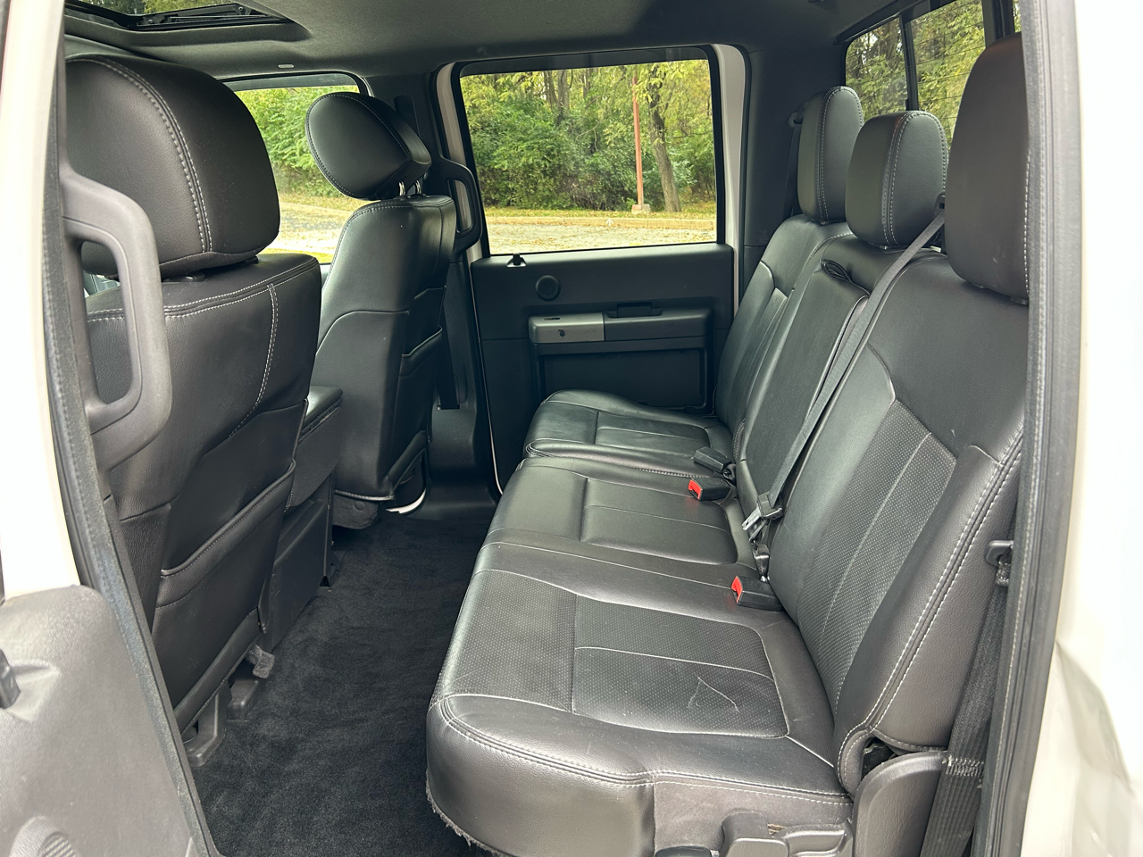 Ford F-250 SD Lariat Crew Cab 4WD 2012 Ford F-250 SD Lariat Crew Cab 4WD 2012