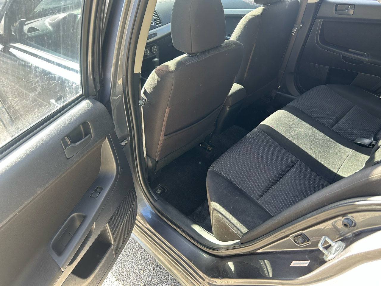 Mitsubishi Lancer ES 4D Sedan 2009 Mitsubishi Lancer ES 4D Sedan 2009