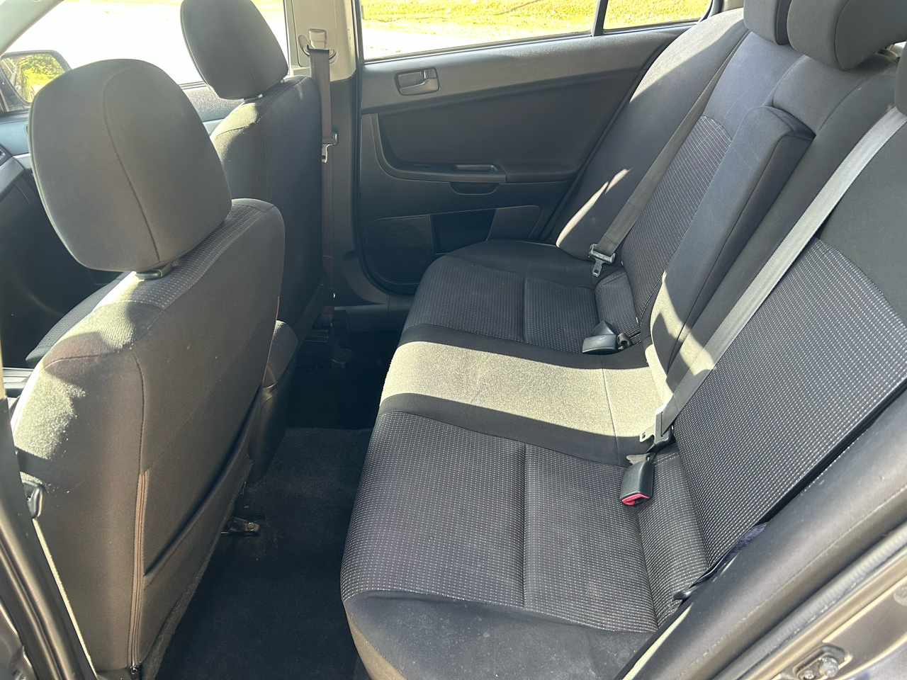 Mitsubishi Lancer ES 4D Sedan 2009 Mitsubishi Lancer ES 4D Sedan 2009