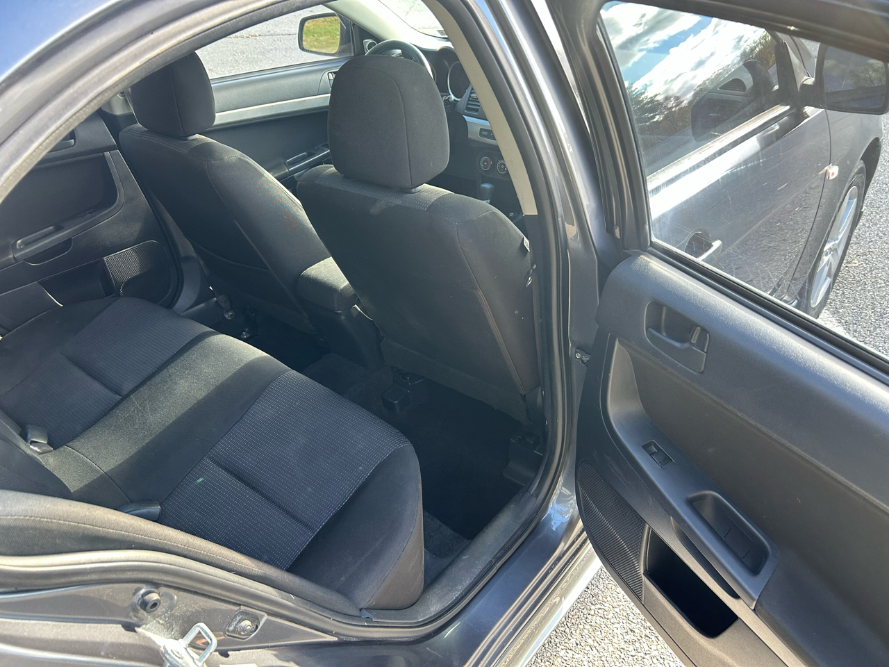 Mitsubishi Lancer ES 4D Sedan 2009 Mitsubishi Lancer ES 4D Sedan 2009