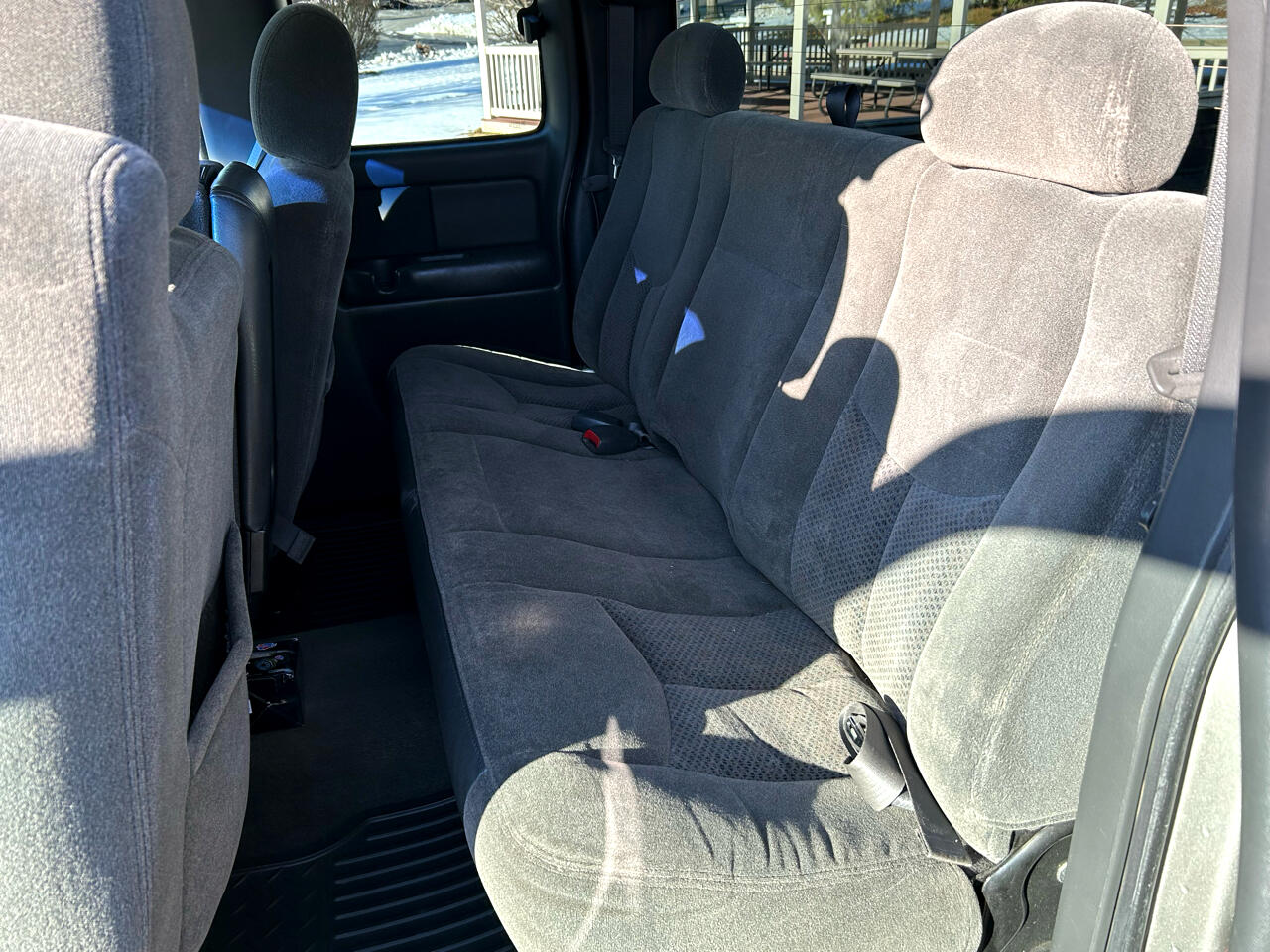 Chevrolet Silverado 1500 LS Ext. Cab Short Bed 4WD 2003