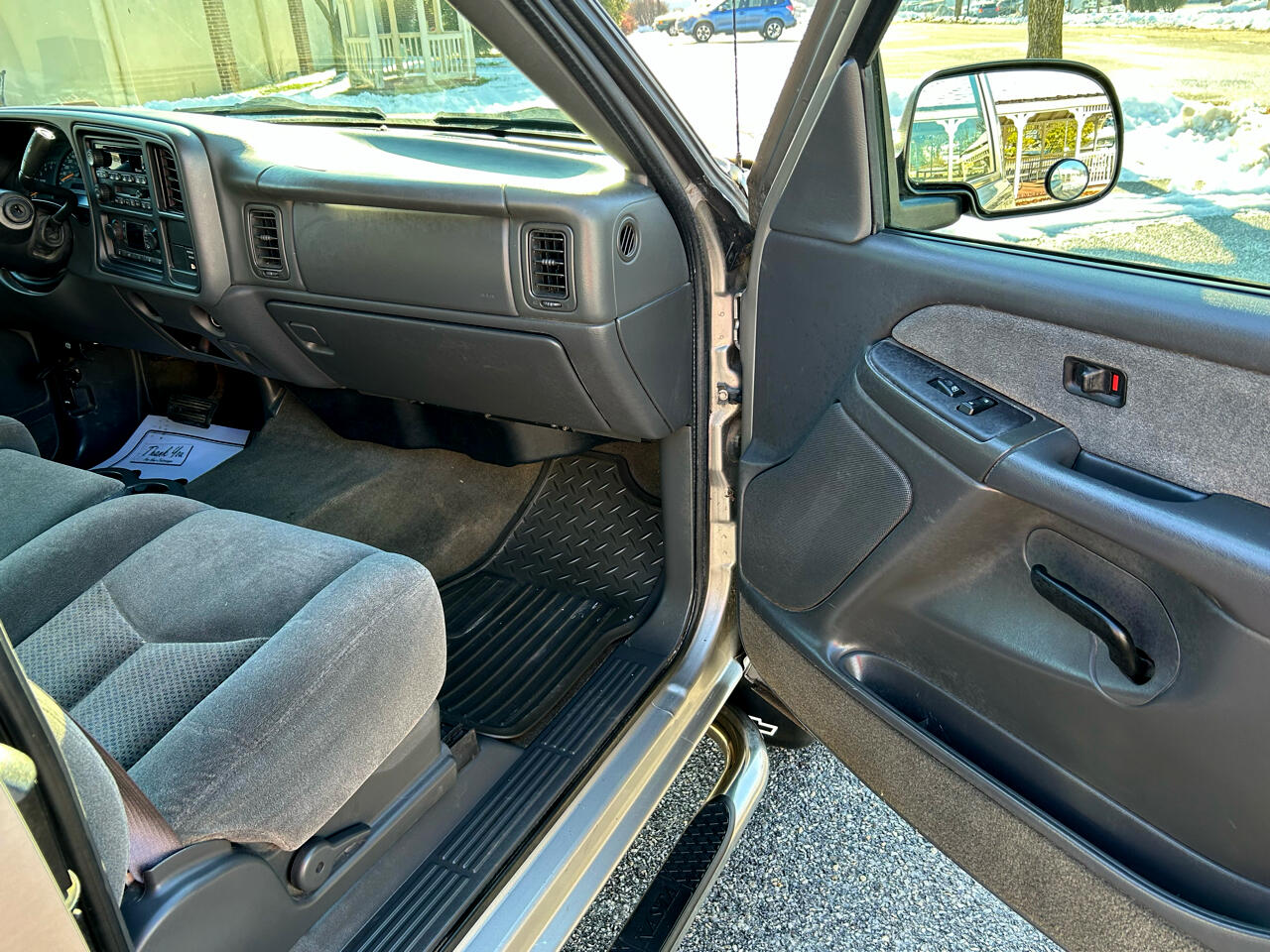 Chevrolet Silverado 1500 LS Ext. Cab Short Bed 4WD 2003