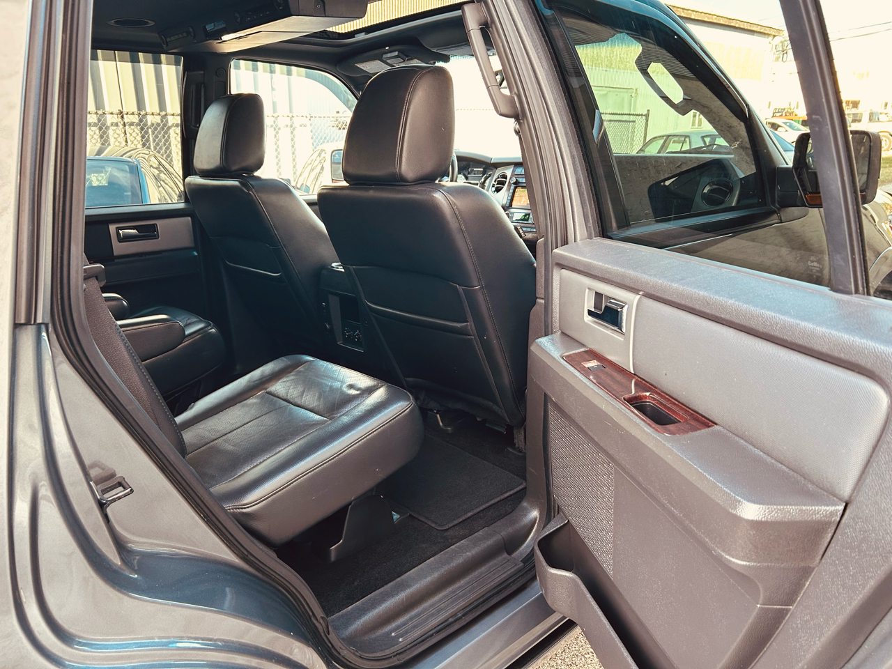 Ford Expedition Limited 4WD 2010