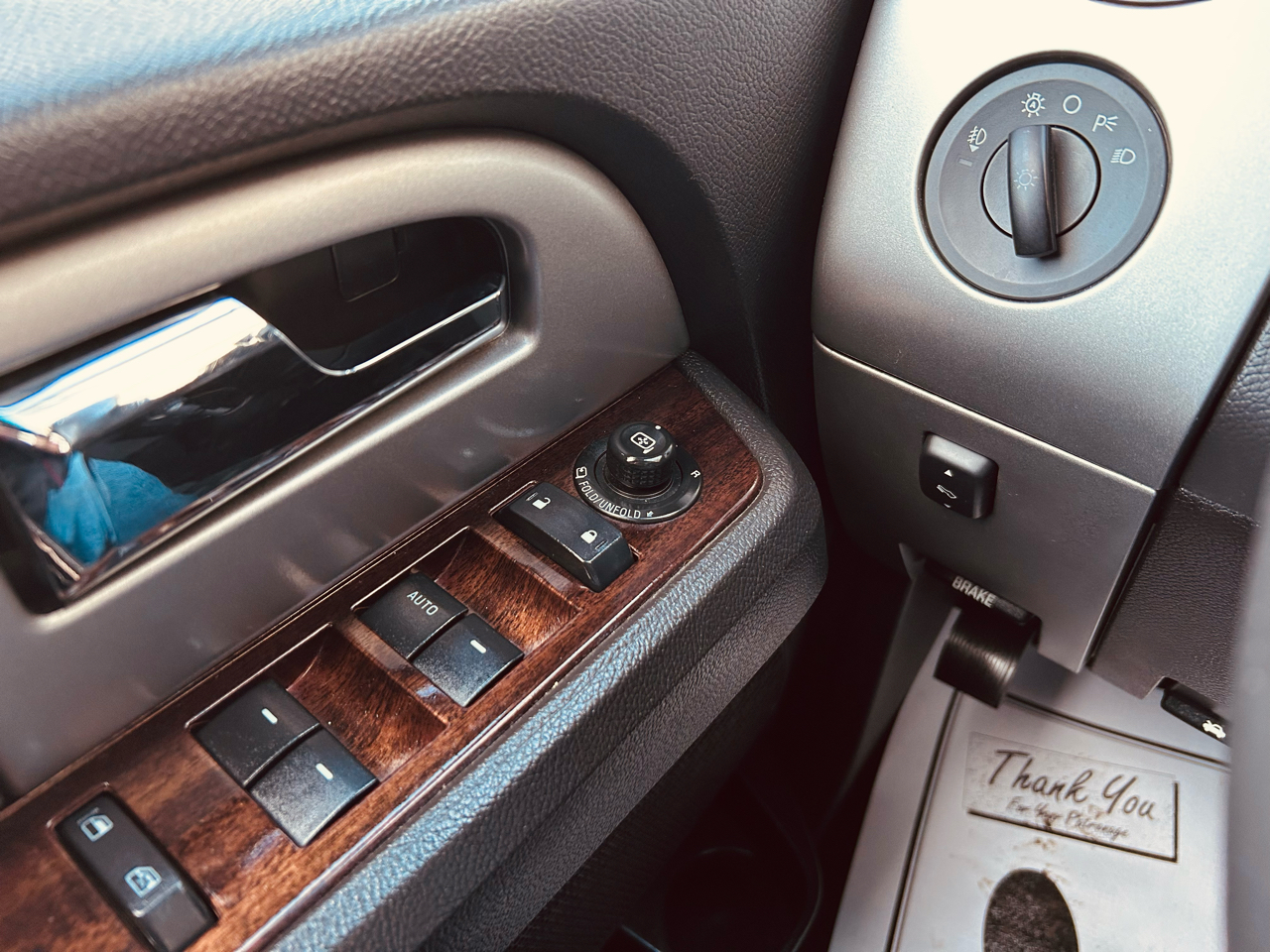 Ford Expedition Limited 4WD 2010