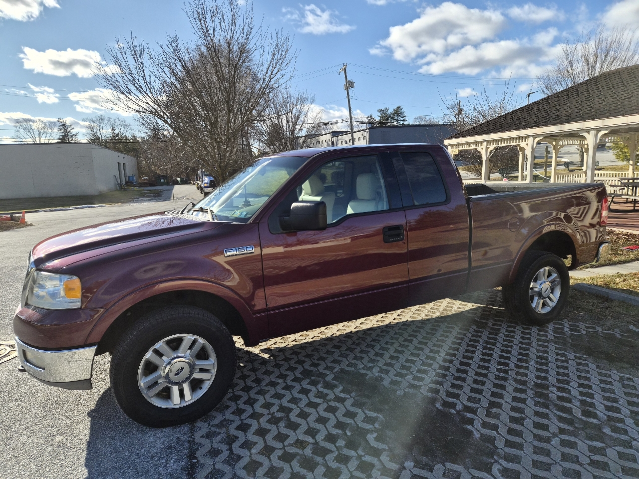 Ford F-150 Lariat SuperCab 4WD 2004