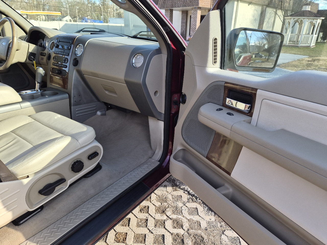 Ford F-150 Lariat SuperCab 4WD 2004