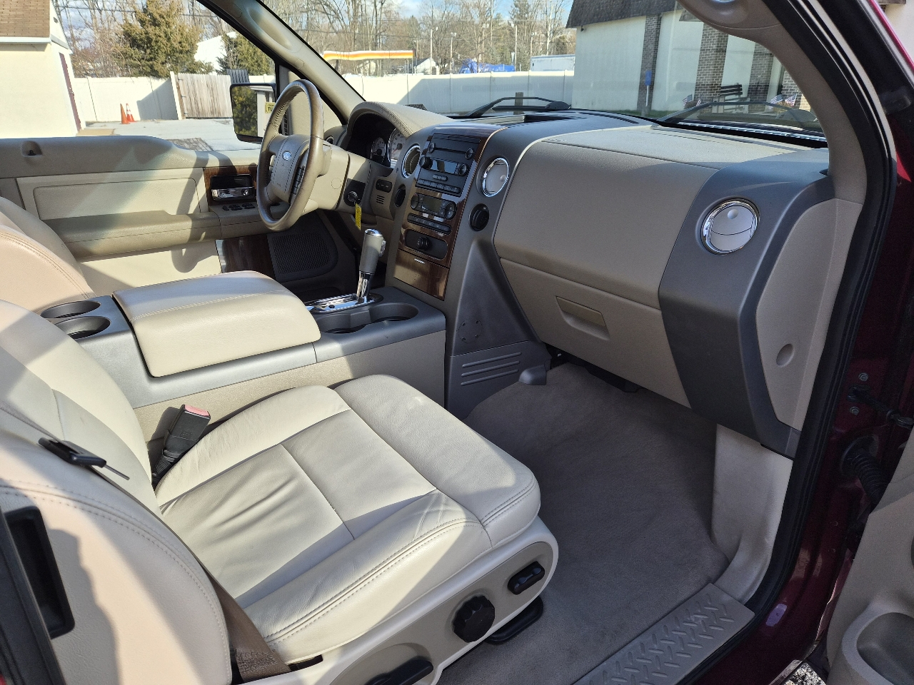 Ford F-150 Lariat SuperCab 4WD 2004