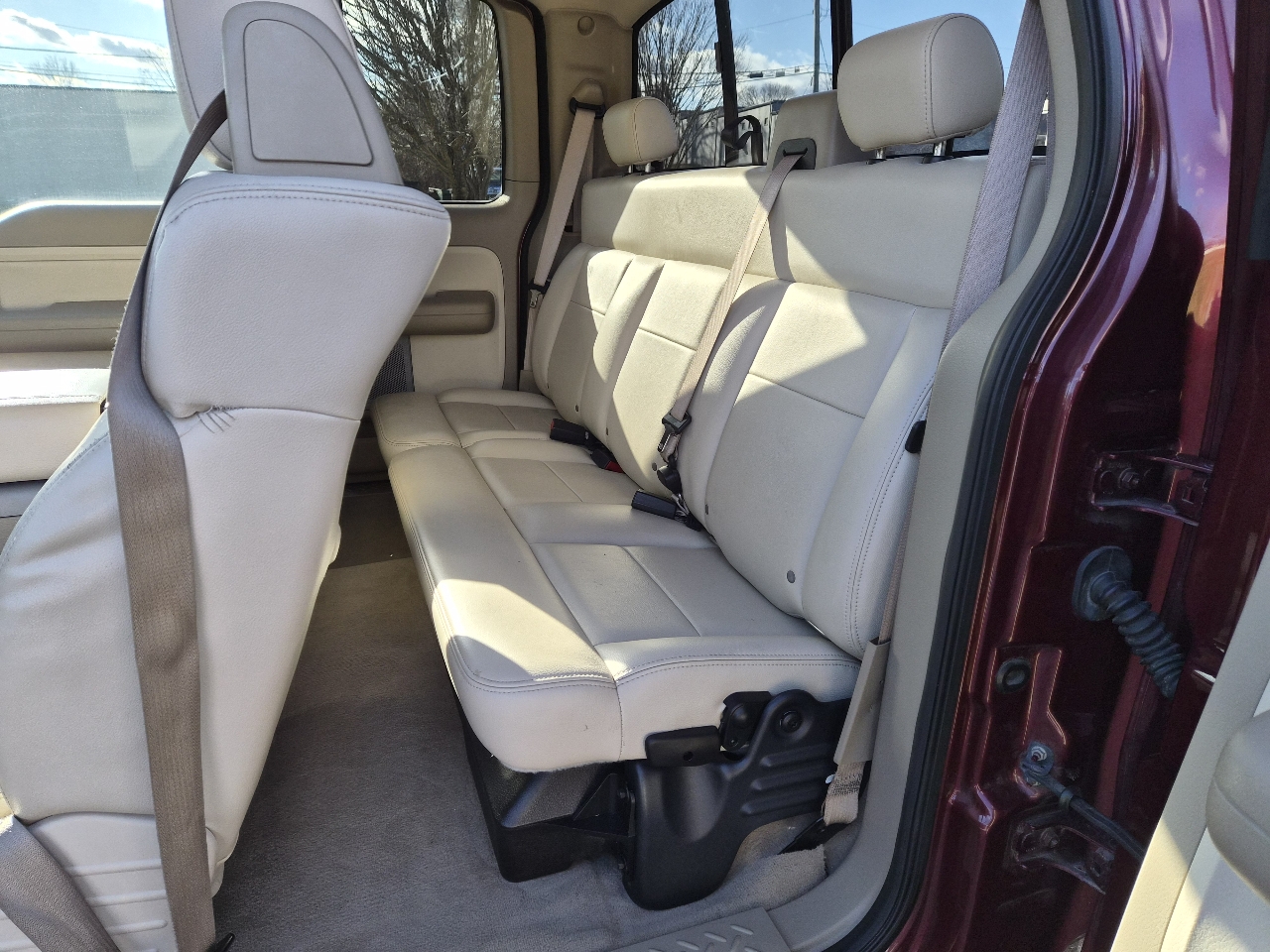 Ford F-150 Lariat SuperCab 4WD 2004