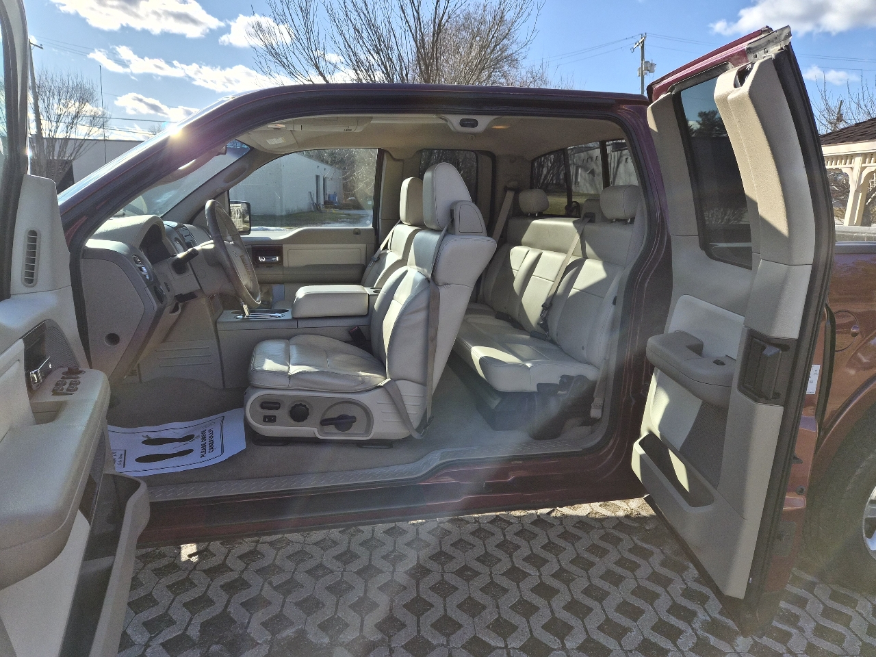 Ford F-150 Lariat SuperCab 4WD 2004