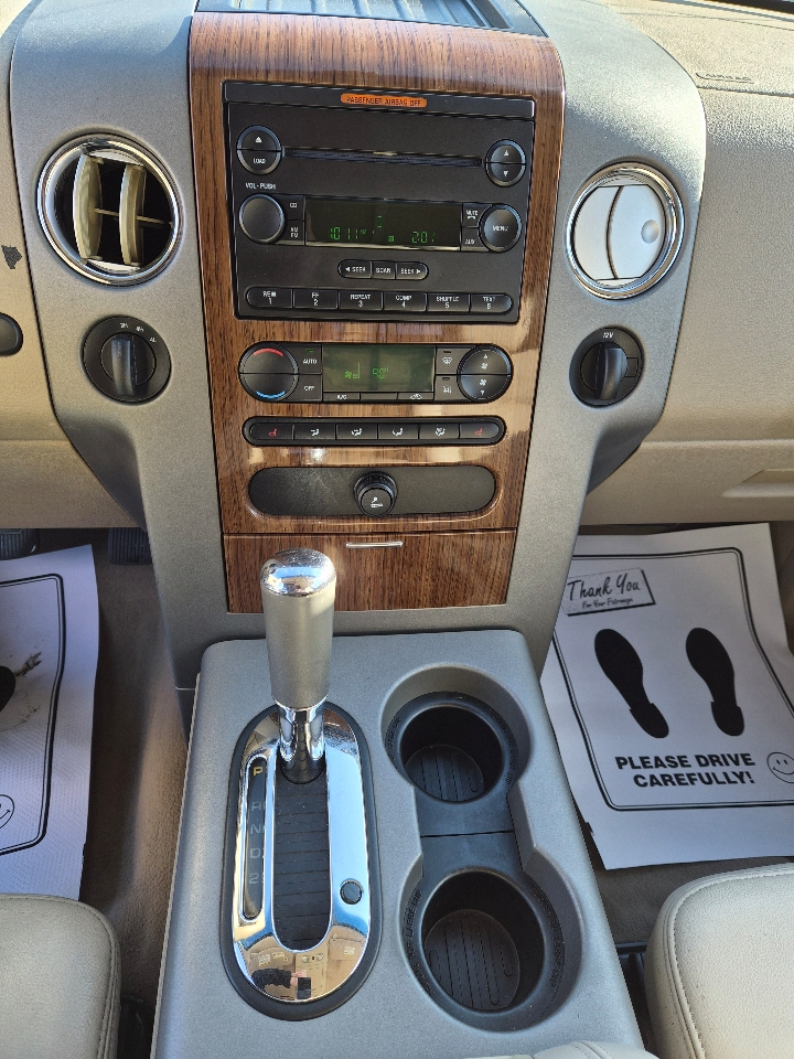 Ford F-150 Lariat SuperCab 4WD 2004