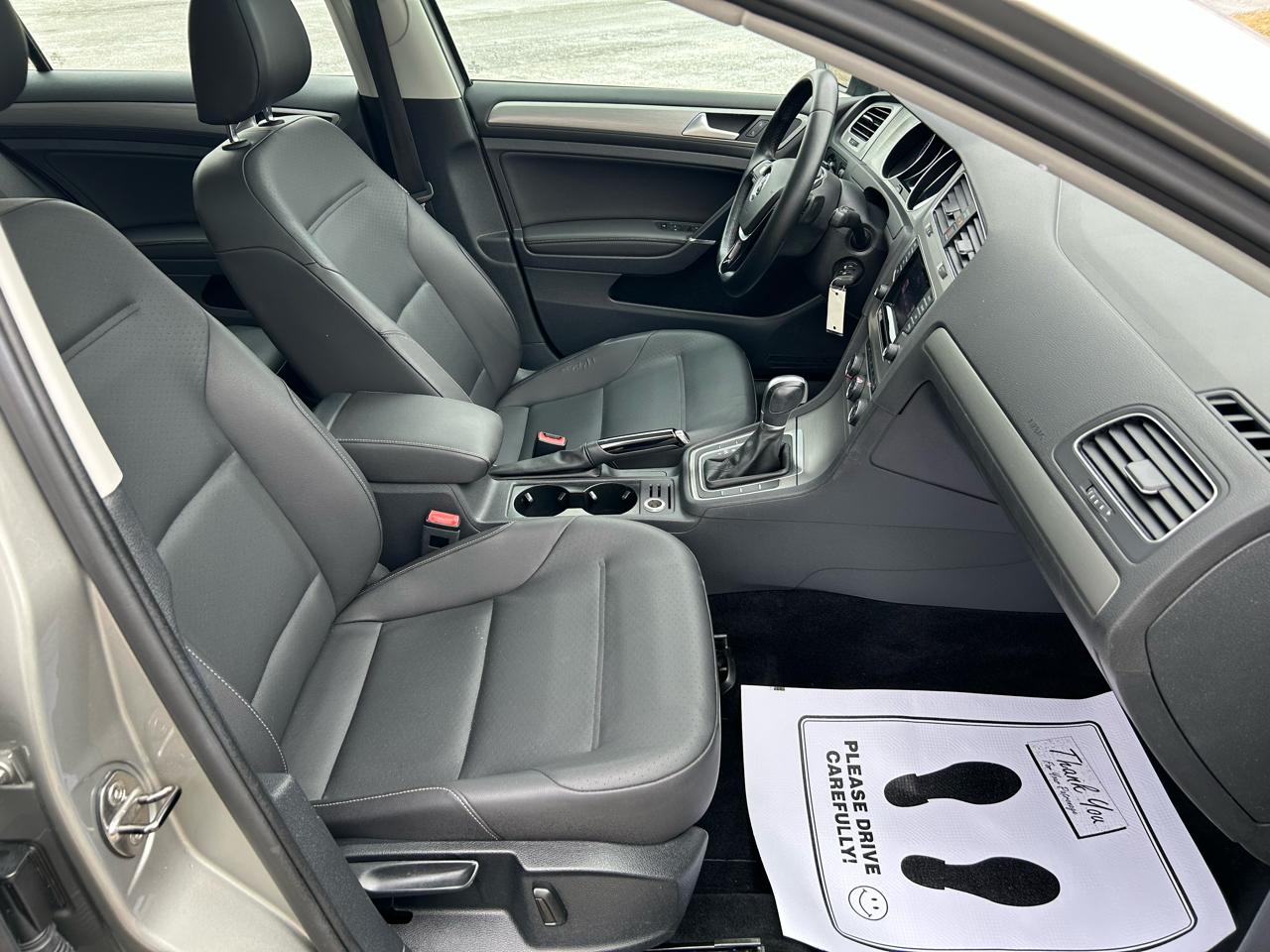 Volkswagen Golf TSI S 6A w/Sunroof 2015