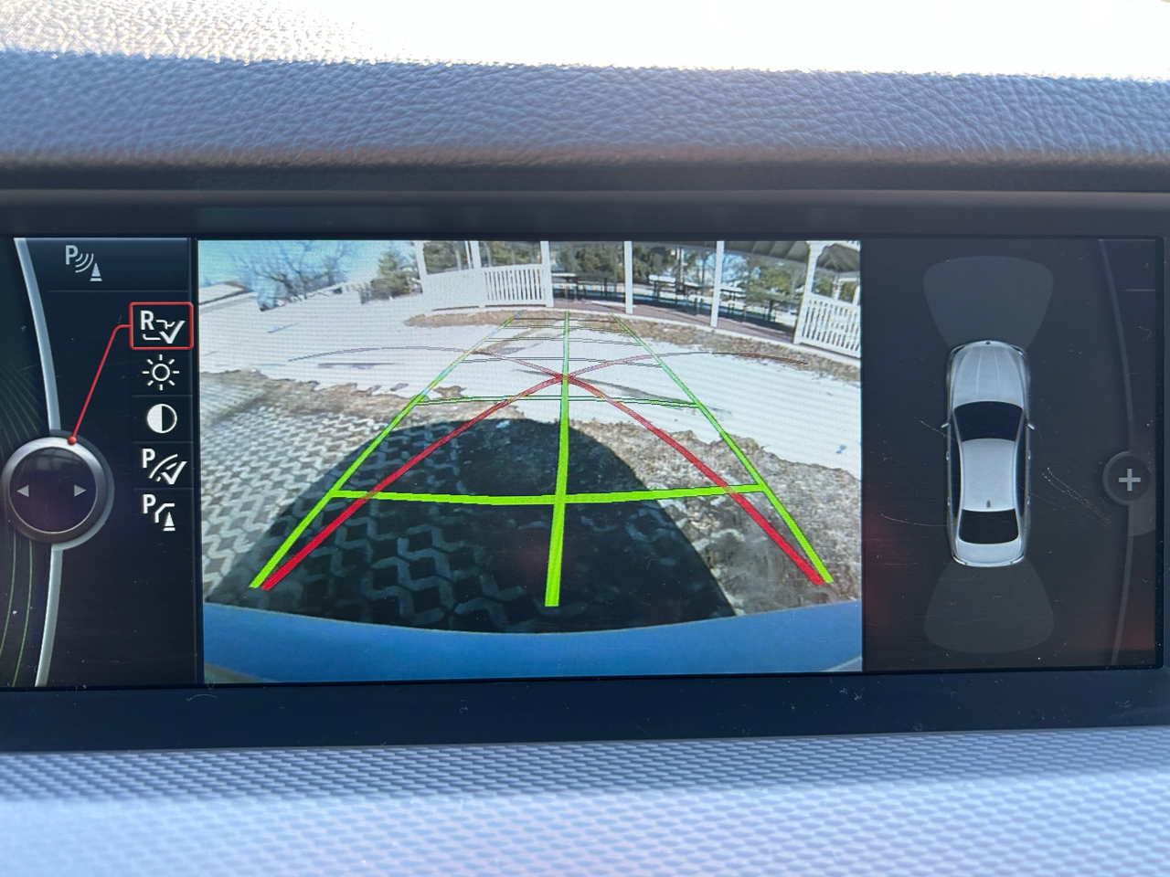 BMW 5-Series 535xi 2011