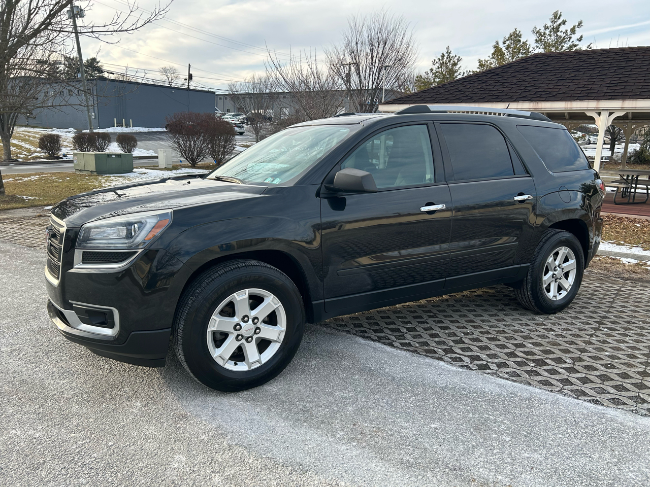 GMC Acadia SLE AWD 2015