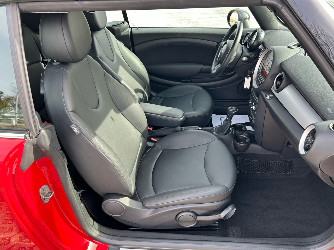 MINI Cooper Convertible 2013