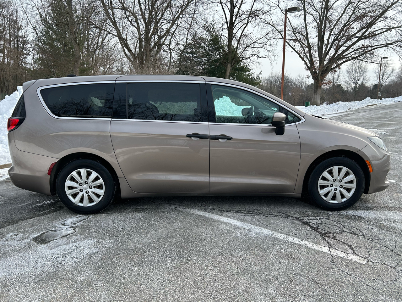 Chrysler Pacifica L 2018