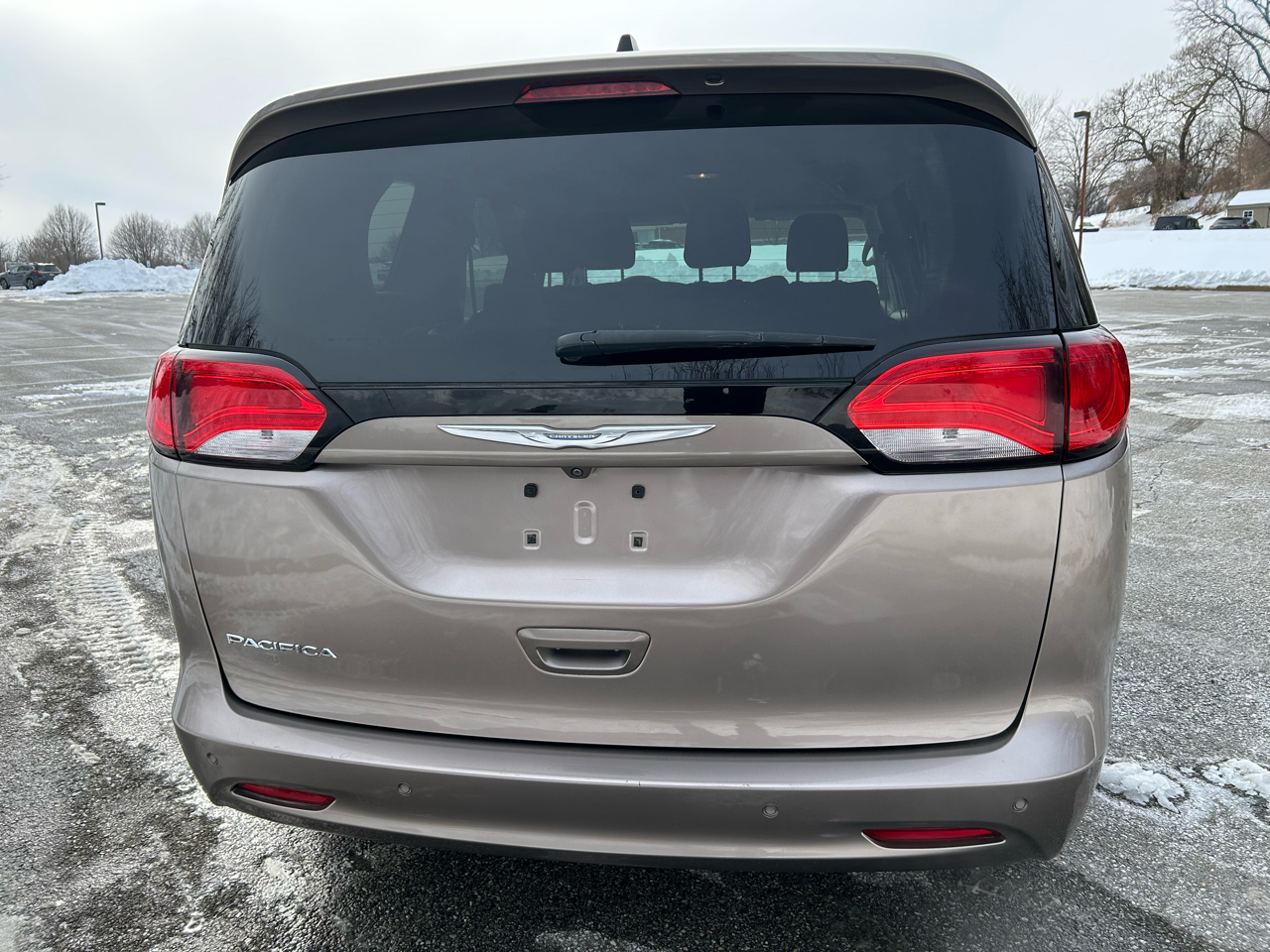 Chrysler Pacifica L 2018