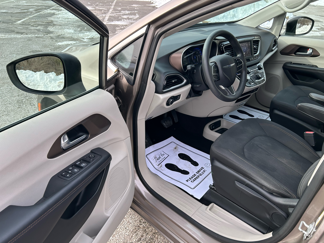 Chrysler Pacifica L 2018