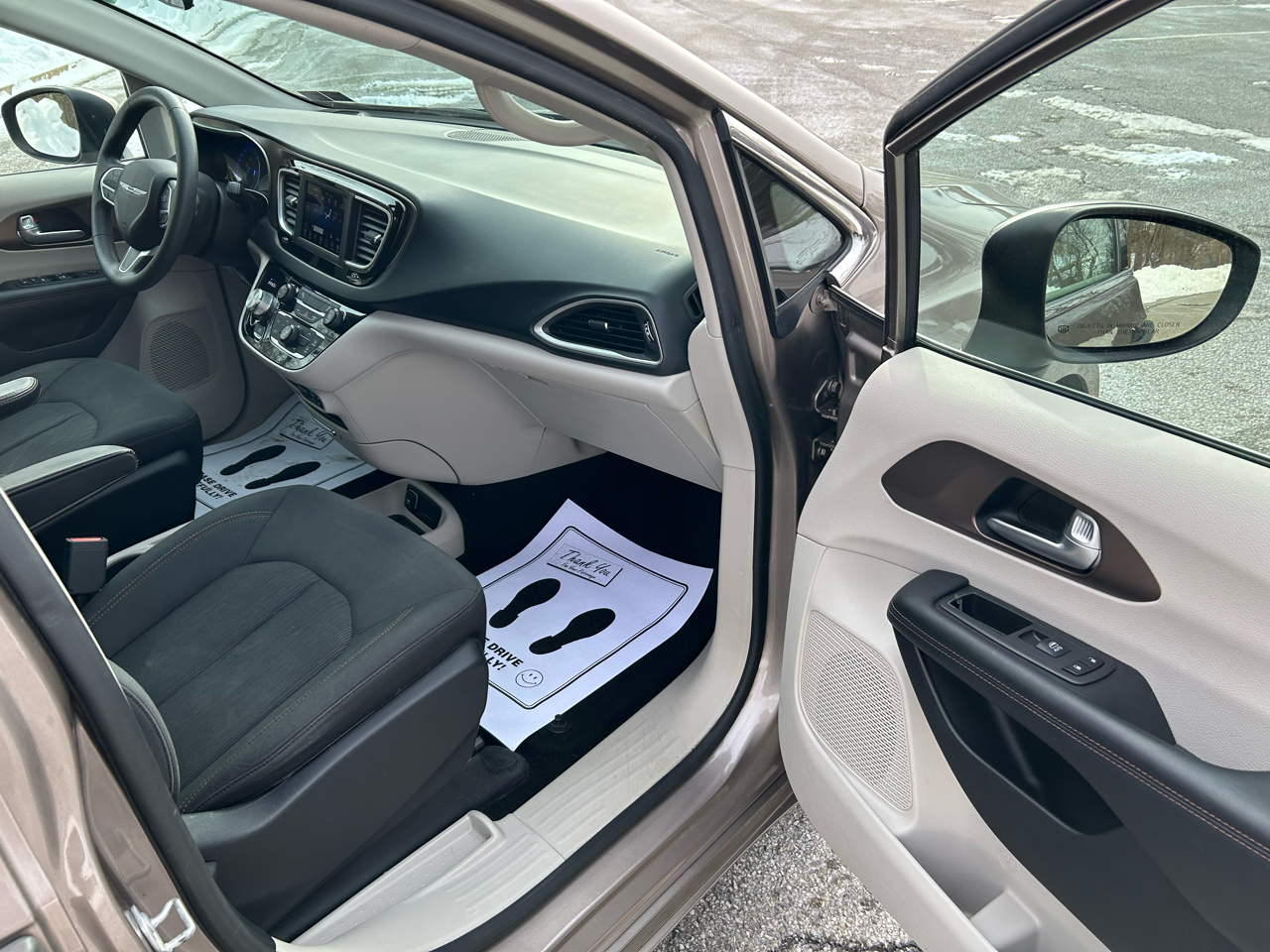 Chrysler Pacifica L 2018