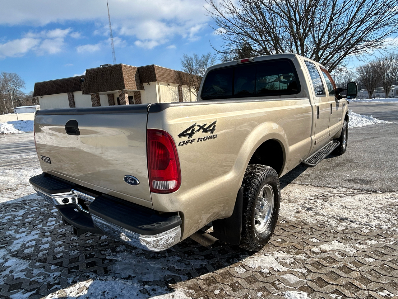 Ford F-250 SD Lariat Crew Cab Long Bed 4WD 2001