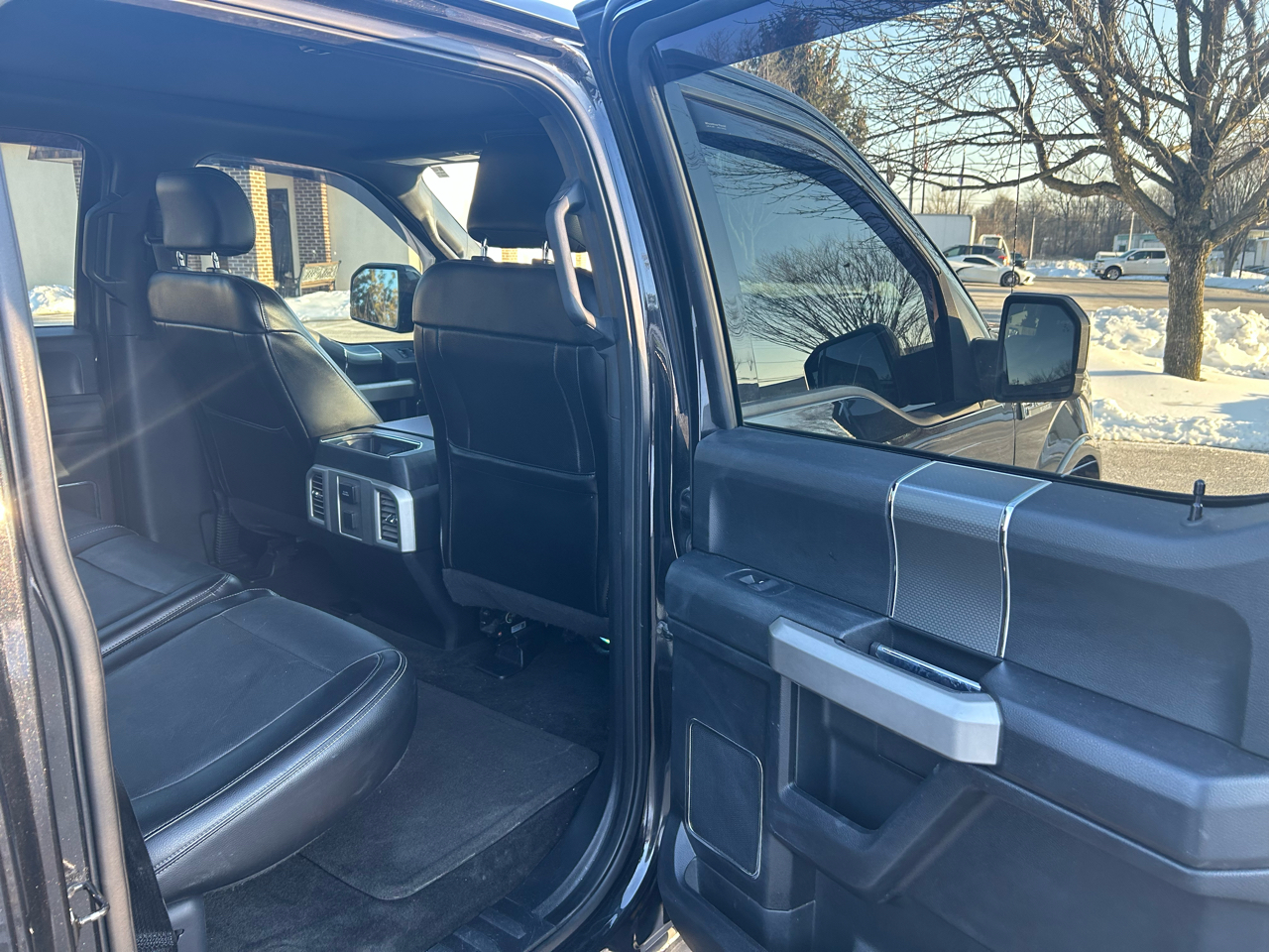 Ford F-150 Lariat SuperCrew 5.5-ft. Bed 4WD 2015