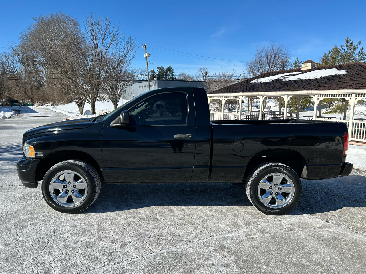Dodge Ram 1500 SLT Short Bed 4WD 2005