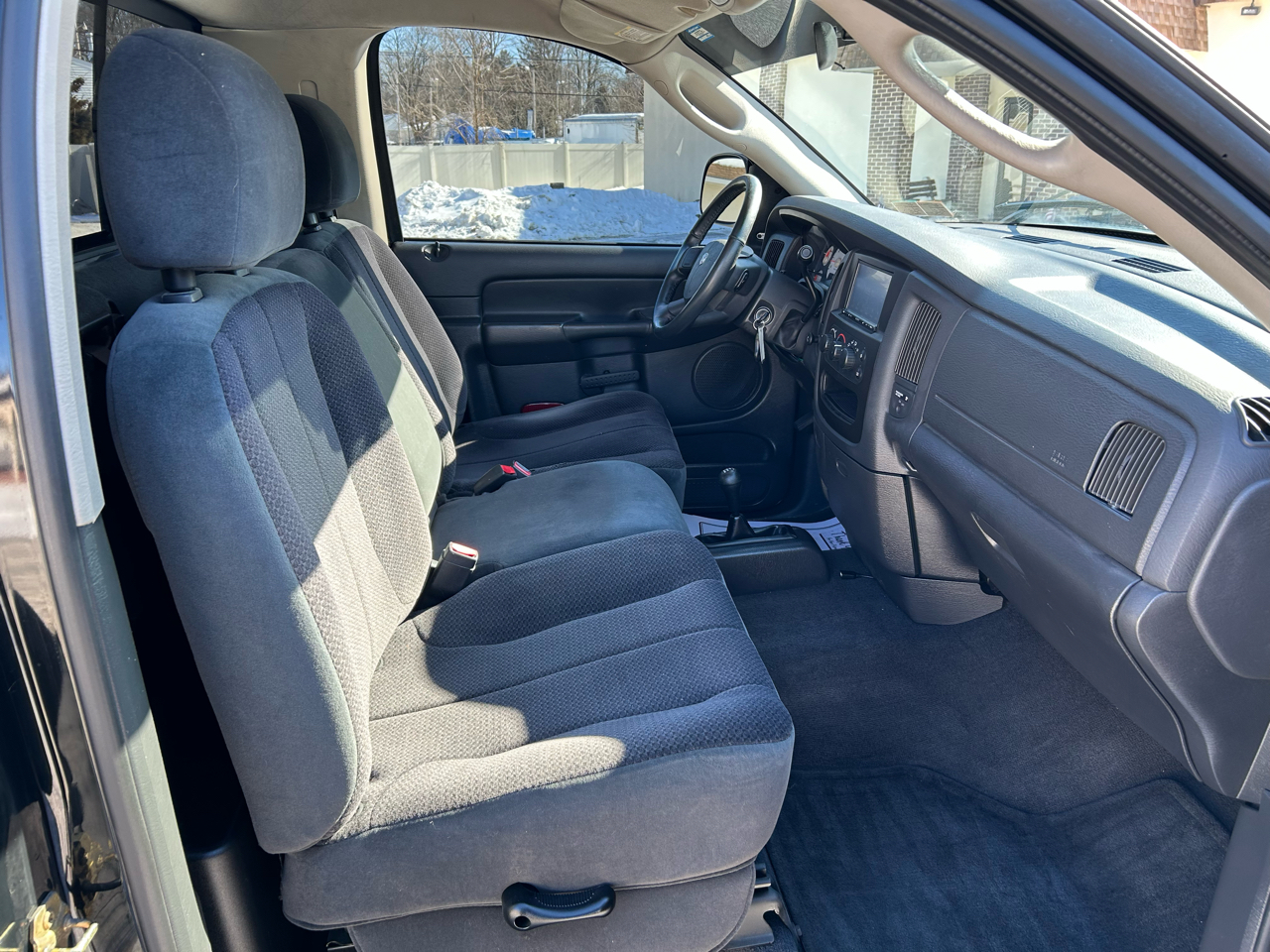 Dodge Ram 1500 SLT Short Bed 4WD 2005