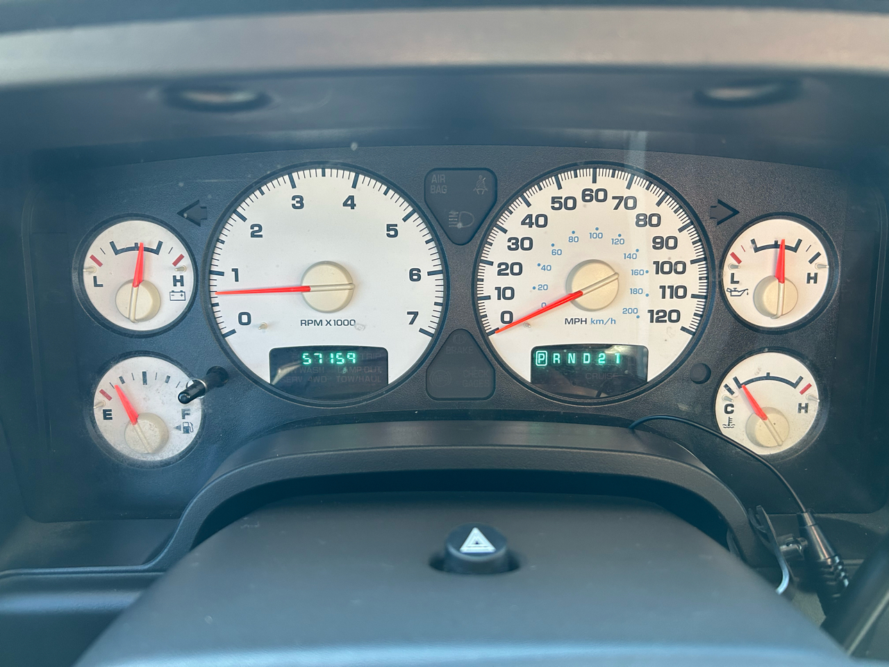 Dodge Ram 1500 SLT Short Bed 4WD 2005