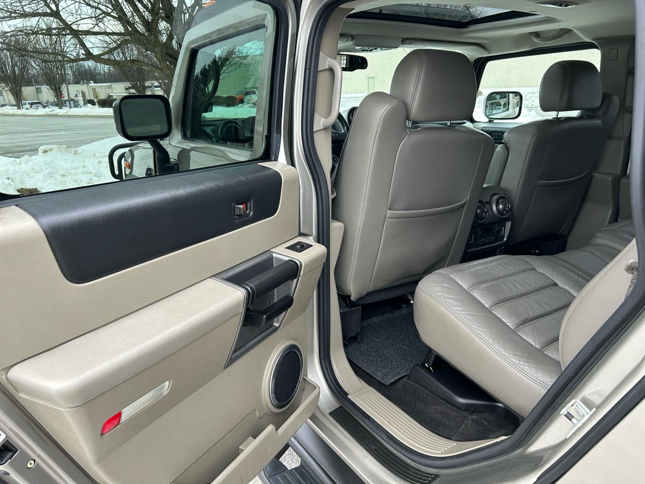 HUMMER H2 Sport Utility 2003