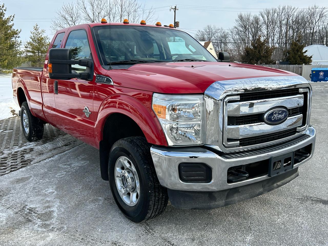 Ford F-350 SD XLT SuperCab Long Bed 4WD 2015