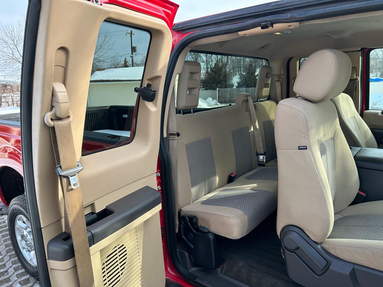 Ford F-350 SD XLT SuperCab Long Bed 4WD 2015