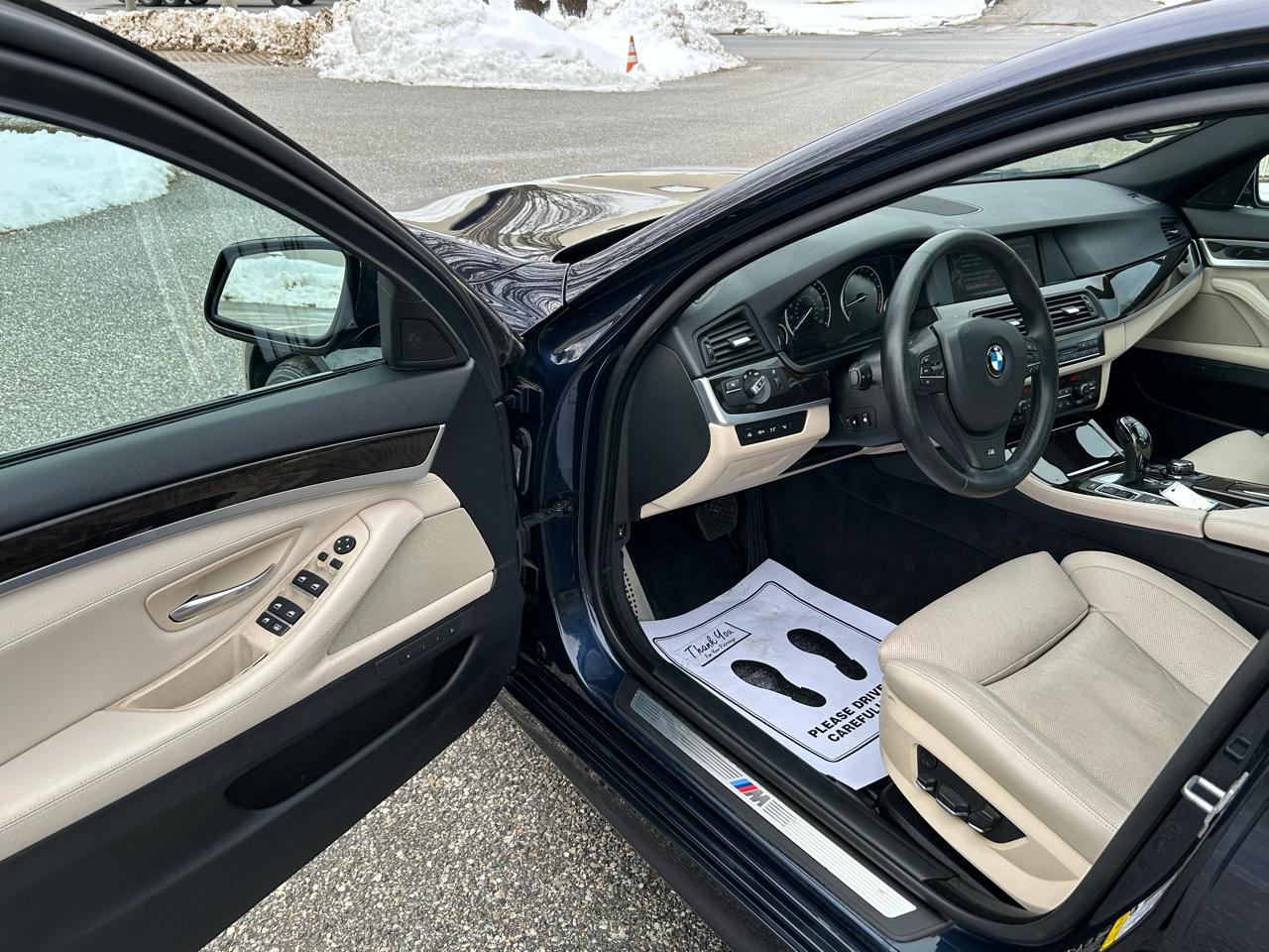 BMW 5-Series 550i xDrive 2013