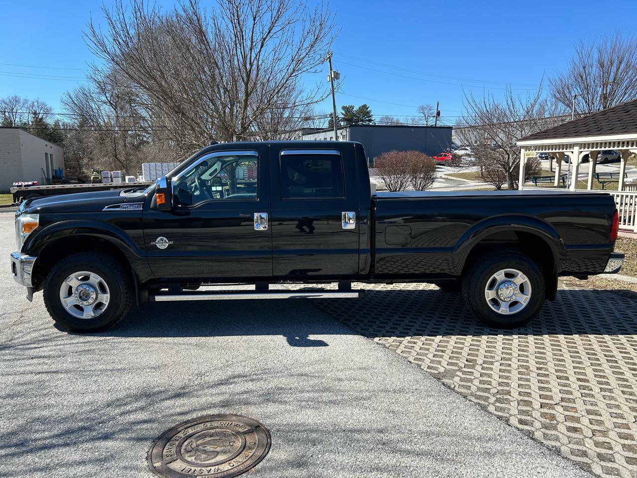Ford F-250 SD XLT Crew Cab Long Bed 4WD 2011