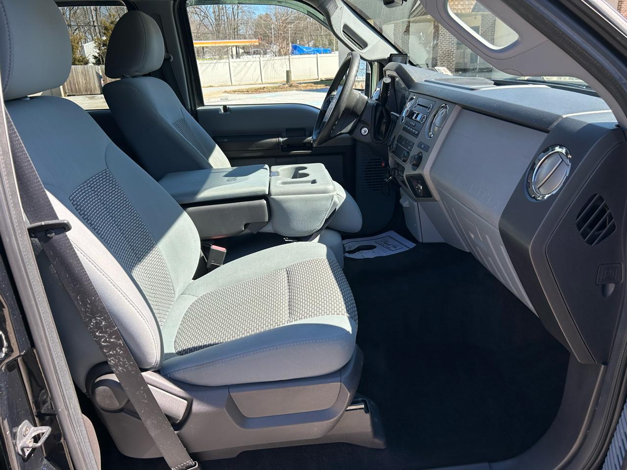 Ford F-250 SD XLT Crew Cab Long Bed 4WD 2011