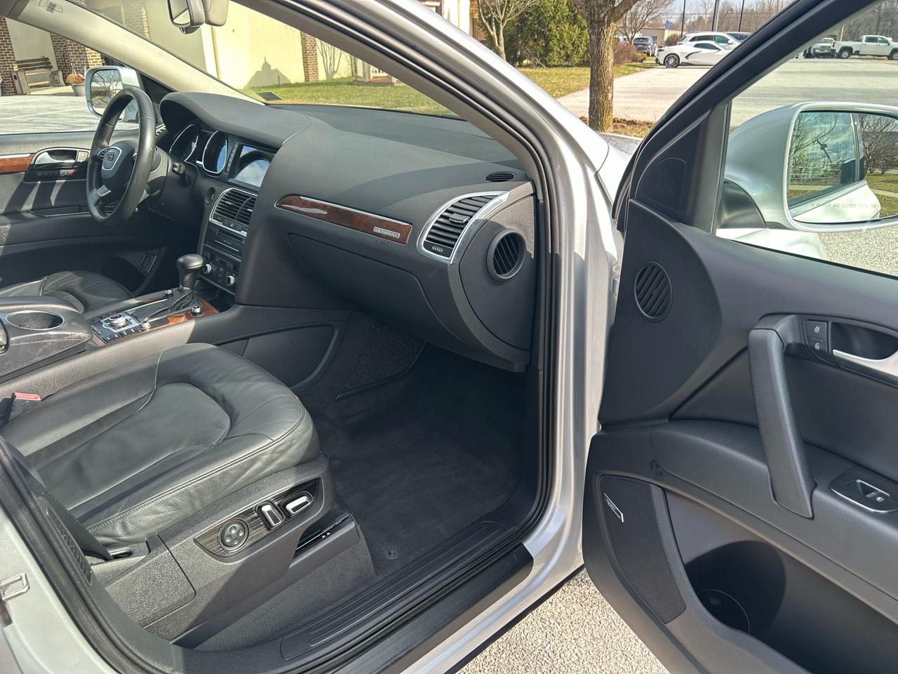 Audi Q7 TDI quattro Premium 2012