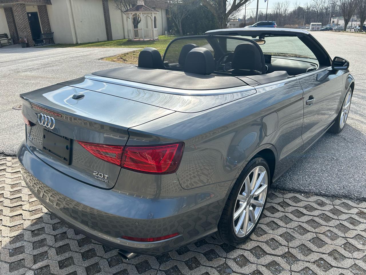 Audi A3 2.0T Premium Plus Cabriolet quattro S tronic 2015