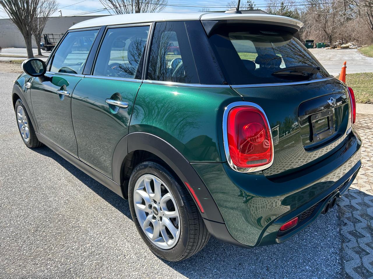 MINI Cooper S 4-Door 2017