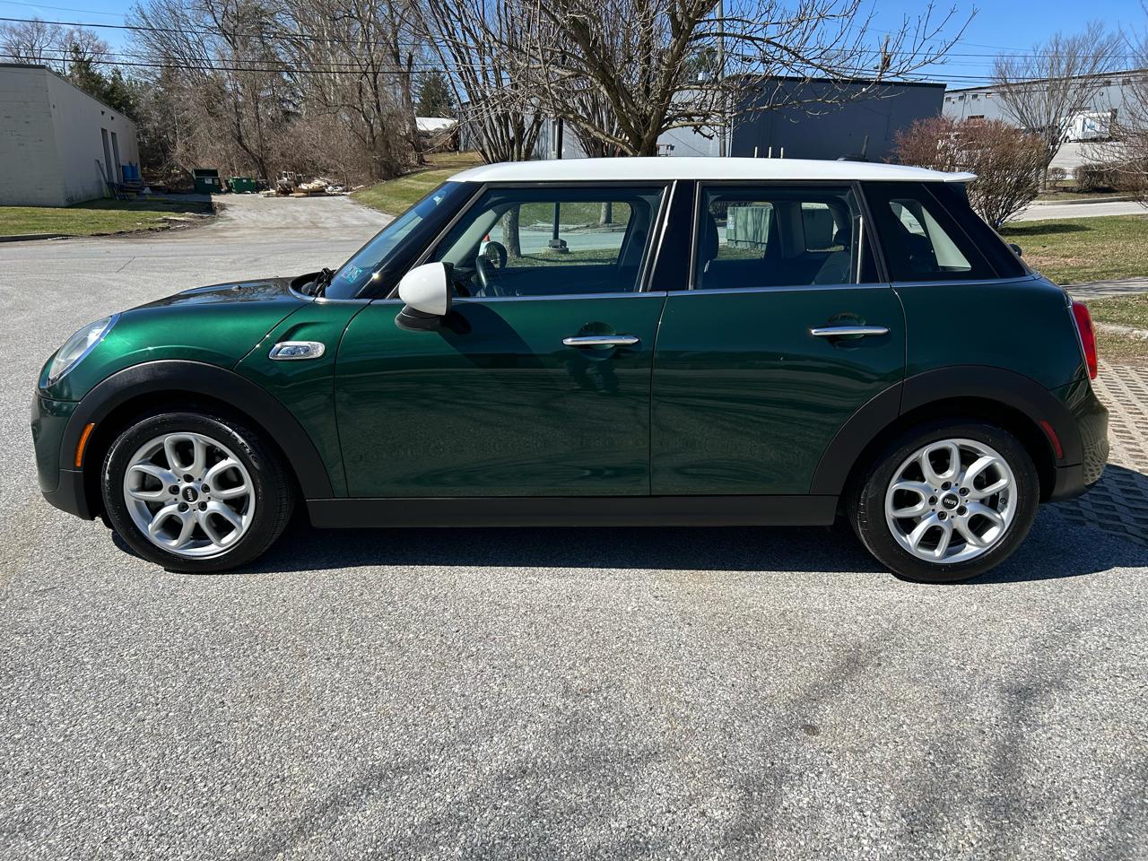 MINI Cooper S 4-Door 2017