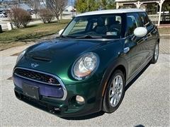 2017 MINI Cooper 