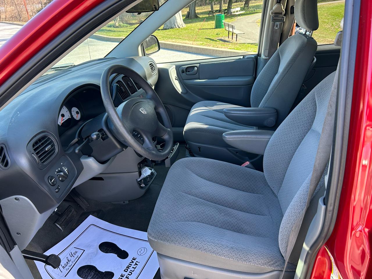 Dodge Grand Caravan SE 2006