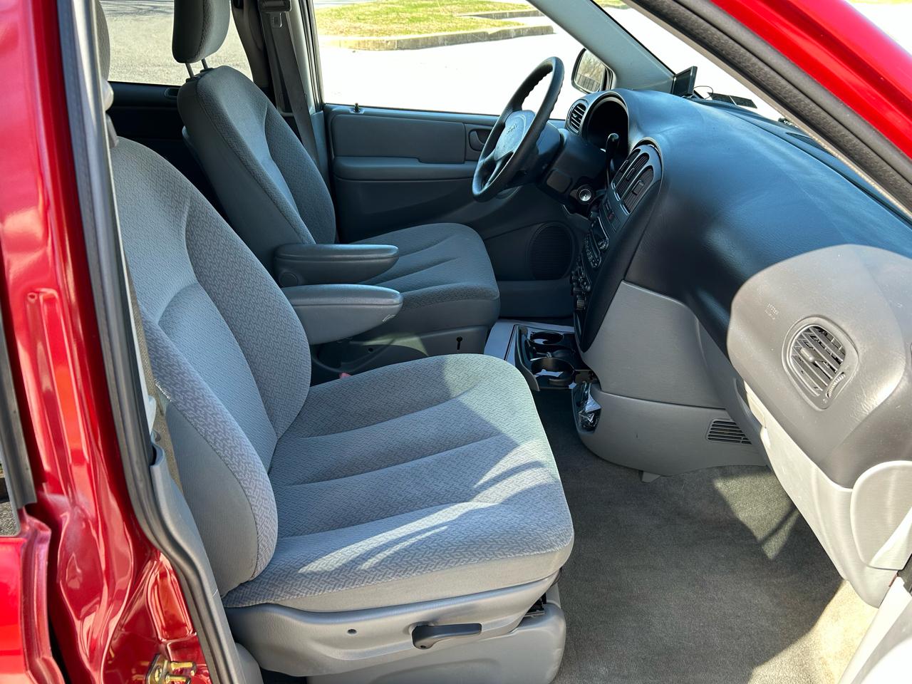 Dodge Grand Caravan SE 2006