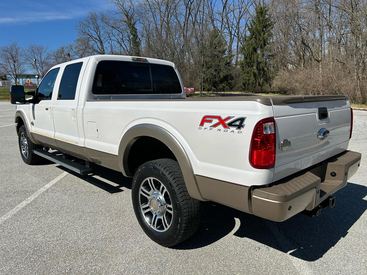 Ford F-350 SD King Ranch Crew Cab Long Bed 4WD 2014