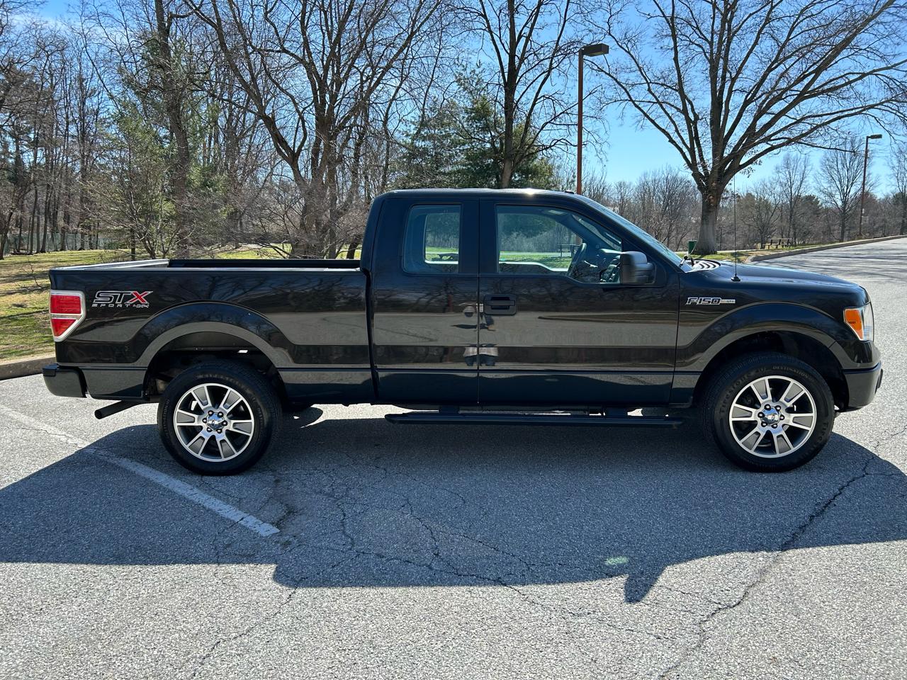 Ford F-150 STX SuperCab 6.5-ft. Bed 4WD 2014