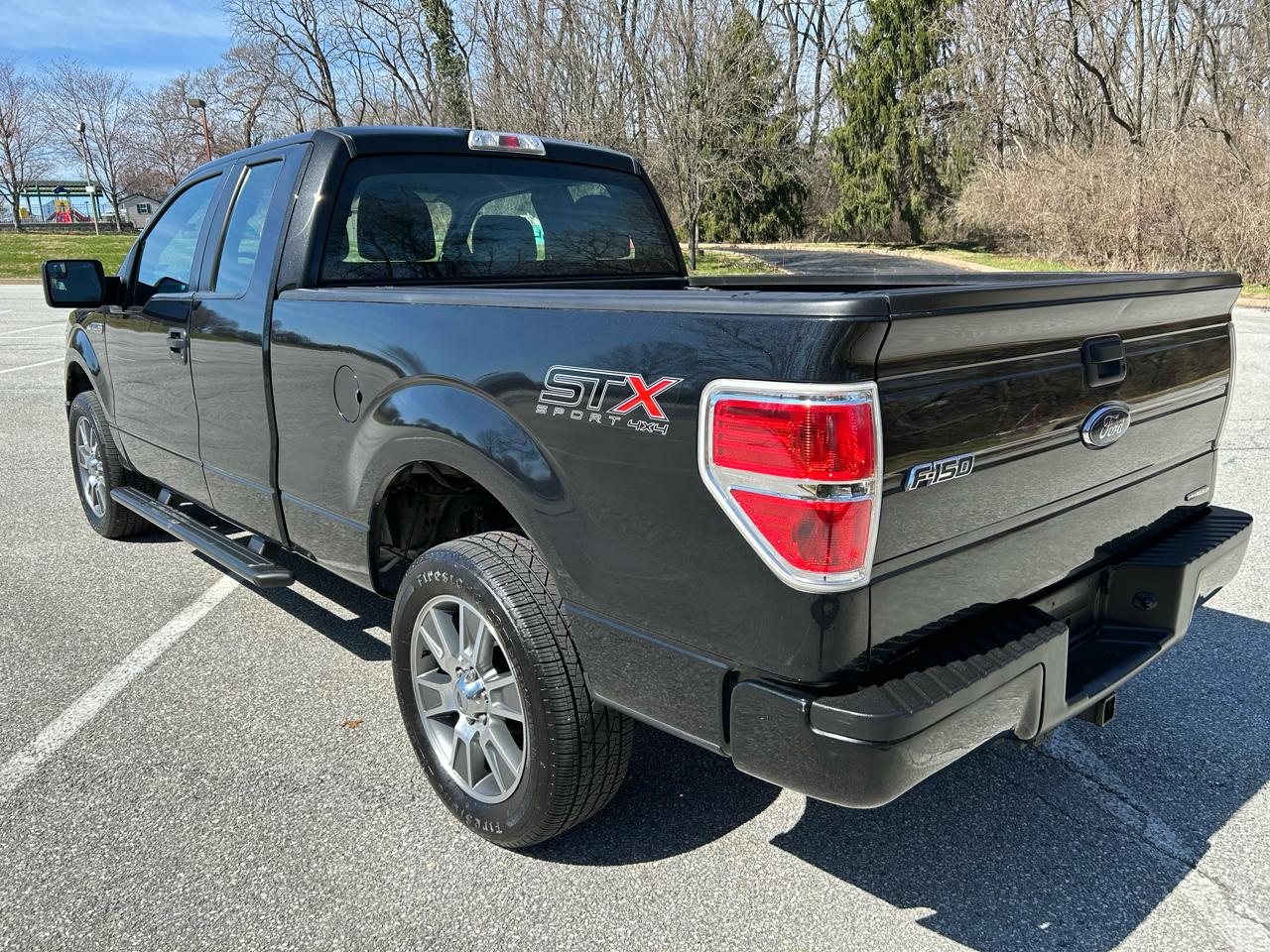 Ford F-150 STX SuperCab 6.5-ft. Bed 4WD 2014