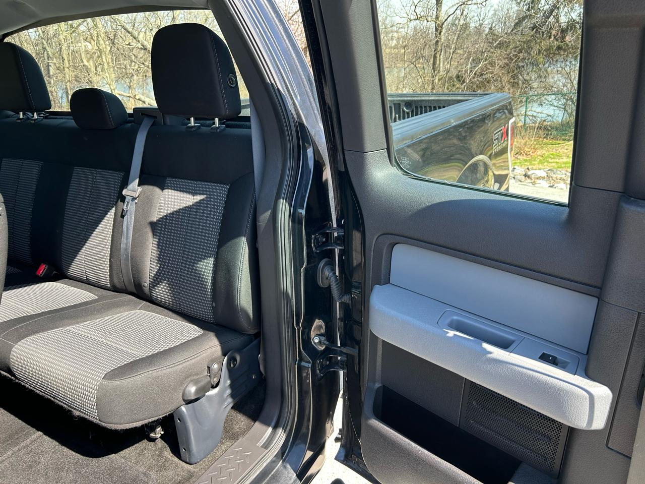 Ford F-150 STX SuperCab 6.5-ft. Bed 4WD 2014