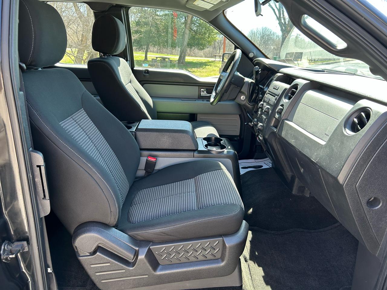 Ford F-150 STX SuperCab 6.5-ft. Bed 4WD 2014