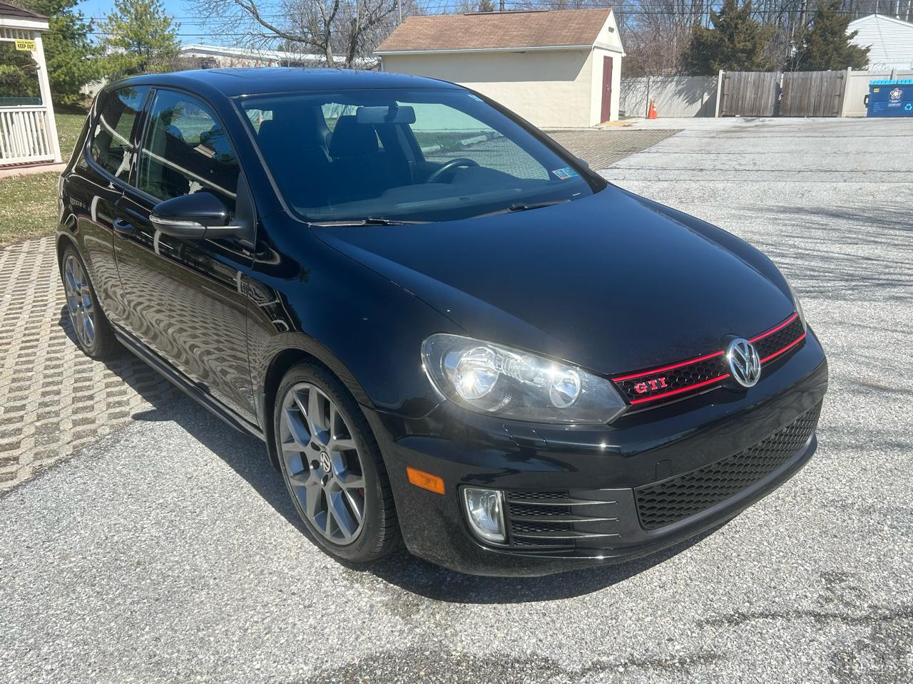 Volkswagen GTI 2-door 2013