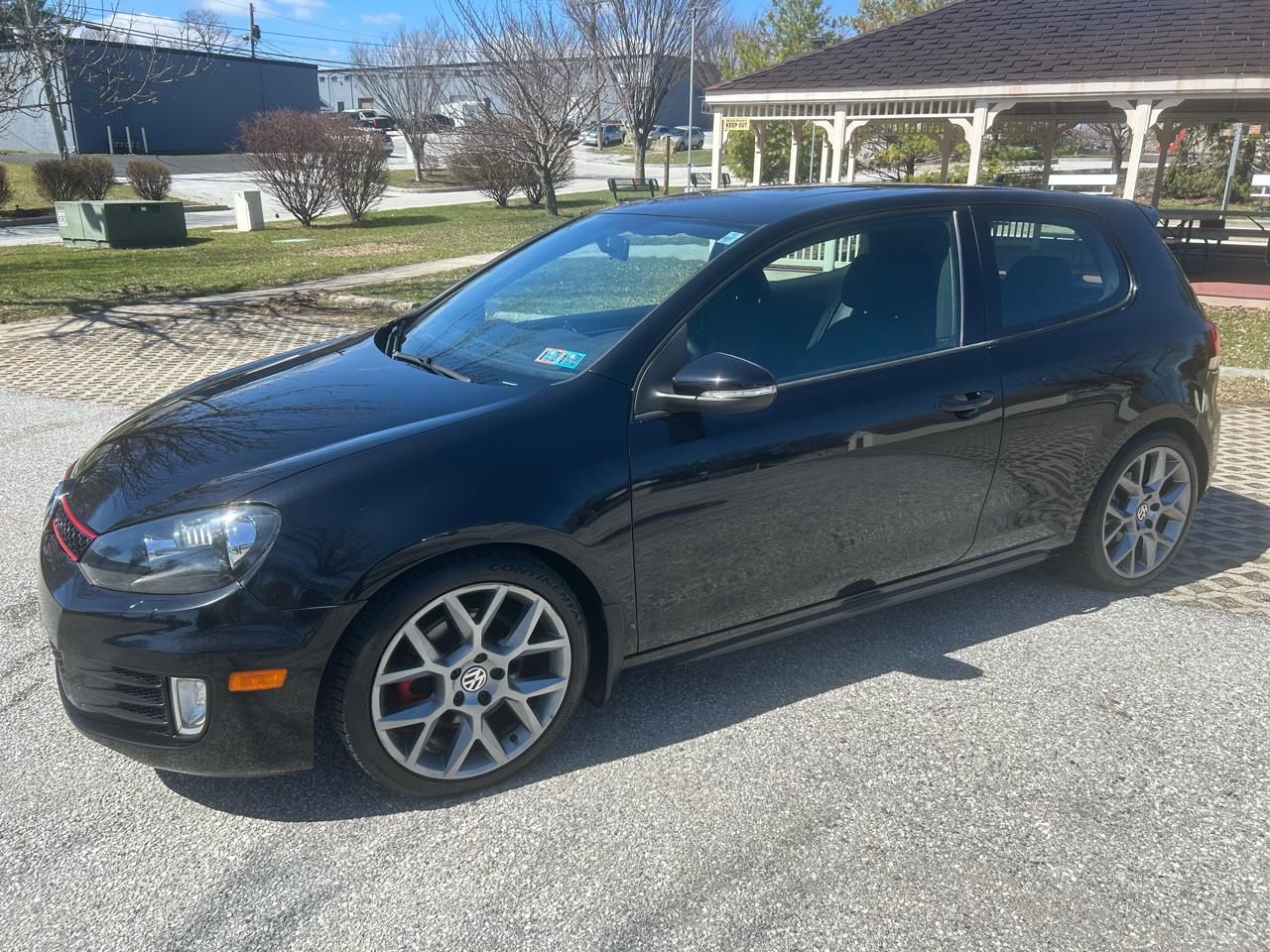 Volkswagen GTI 2-door 2013