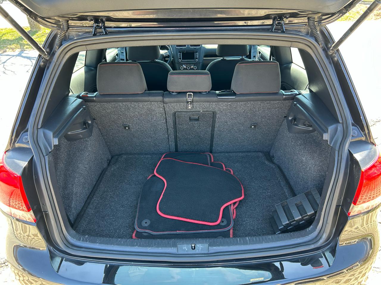 Volkswagen GTI 2-door 2013