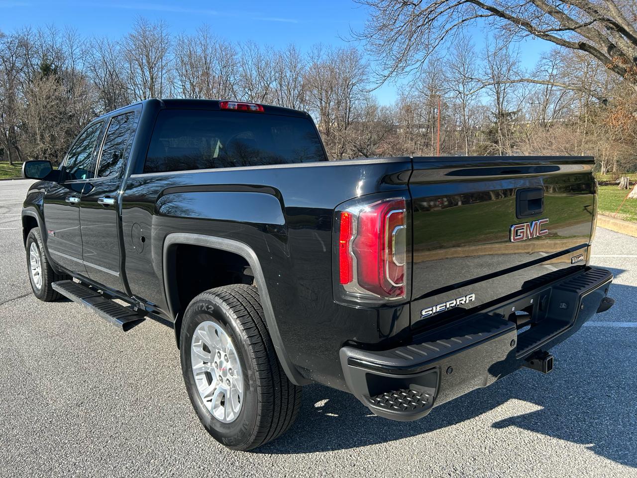 GMC Sierra 1500 SLE Double Cab 4WD 2016